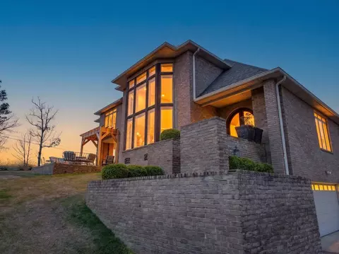 Exterior - 501 River Trace Dr, Dover, TN 37058 photo 4 of 20