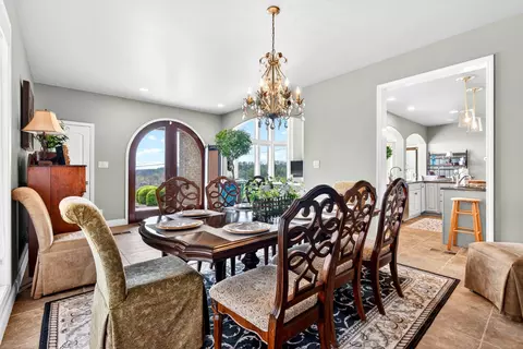 Dining - 501 River Trace Dr, Dover, TN 37058 photo 6 of 7