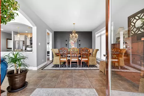 Dining - 501 River Trace Dr, Dover, TN 37058 photo 4 of 7
