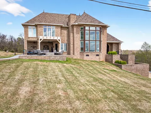 Exterior - 501 River Trace Dr, Dover, TN 37058 photo 18 of 20