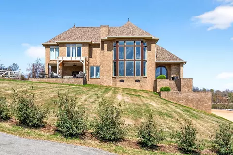 Exterior - 501 River Trace Dr, Dover, TN 37058 photo 5 of 20