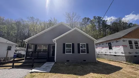 918 Shallowford Rd, Chattanooga, TN 37411