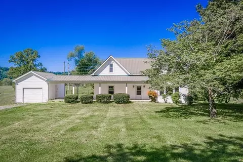 2564 Free State Rd, Gainesboro, TN 38562