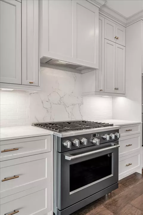 Kitchen - 155 Riverview Ct, Jasper, TN 37347 photo 6 of 12