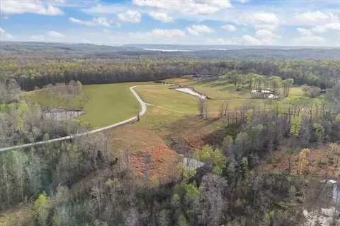 2038 Jack Saunders Rd, Waverly, TN 37185