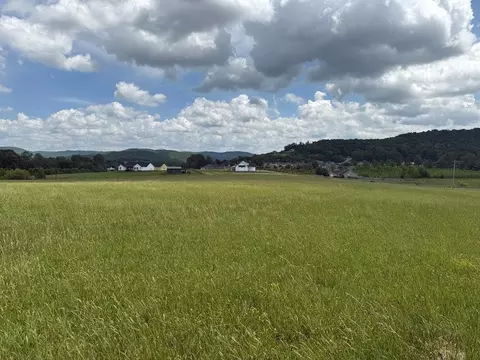 575 Bilbrey Rd, Rickman, TN 38580