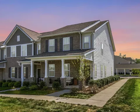 2630 Comanche Ct, Columbia, TN 38401