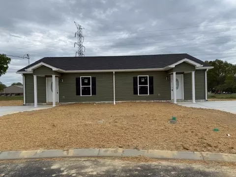 111 Chastain St, Tullahoma, TN 37388