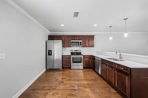 Kitchen - 2506 Main St E #E6, Murfreesboro, TN 37127 photo 2 of 4