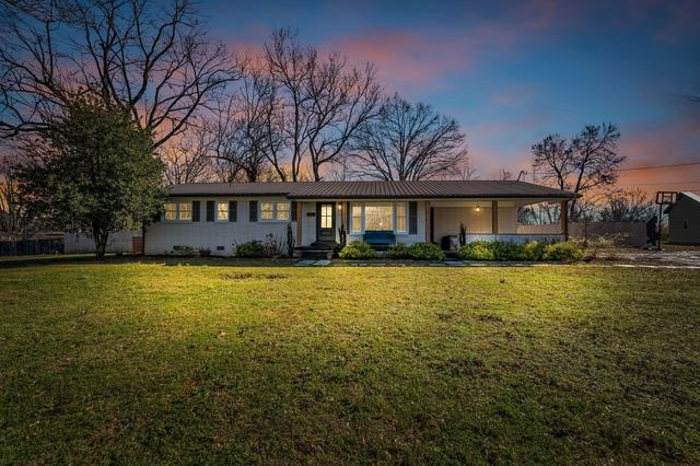 1508 Turnpike Rd, Summertown, TN 38483