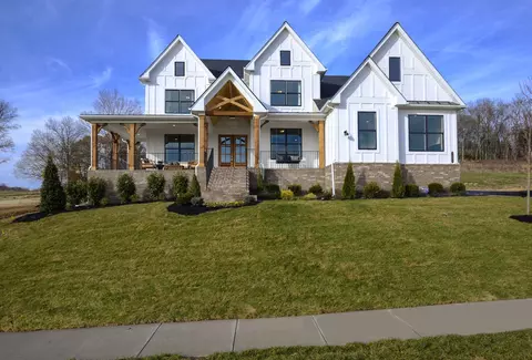7281 Belvoir Dr, Fairview, TN 37062
