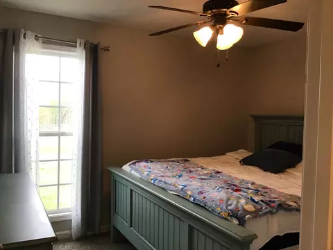 Bedroom - 8960 New Chapel Rd, Springfield, TN 37172 photo 6 of 10