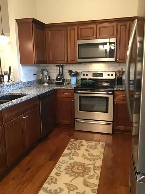 Kitchen - 8960 New Chapel Rd, Springfield, TN 37172 photo 6 of 8