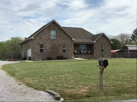 Exterior - 8960 New Chapel Rd, Springfield, TN 37172 photo 2 of 10