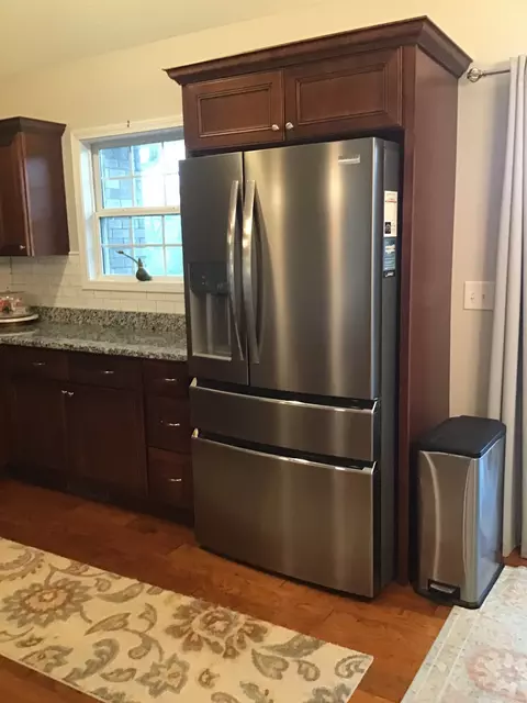 Kitchen - 8960 New Chapel Rd, Springfield, TN 37172 photo 7 of 8