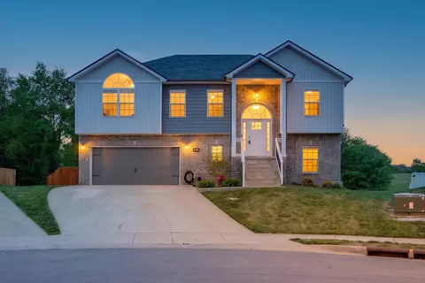 509 Wingfield Ct, Clarksville, TN 37043