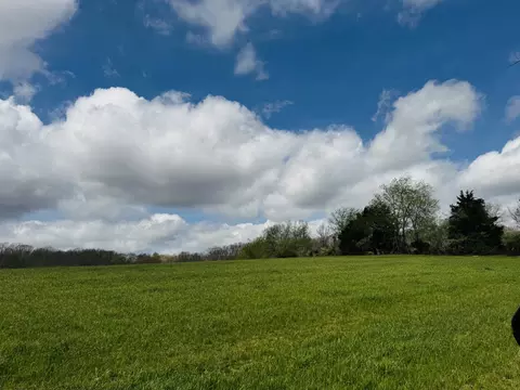Exterior - 1565 Old Hwy Number One, Dickson, TN 37055 photo 2 of 4