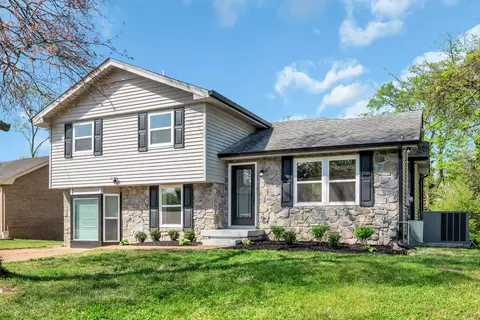 3713 Moss Rose Dr, Nashville, TN 37216