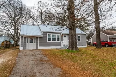 64 Tanforan Dr, Rossville, GA 30741