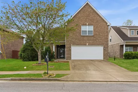 525 Shoreline Ln, Antioch, TN 37013