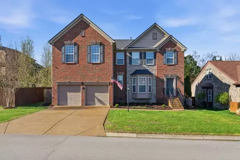 256 Cobblestone Lndg, Mount Juliet, TN 37122