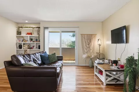 515 Basswood Ave # J94, Nashville, TN 37209