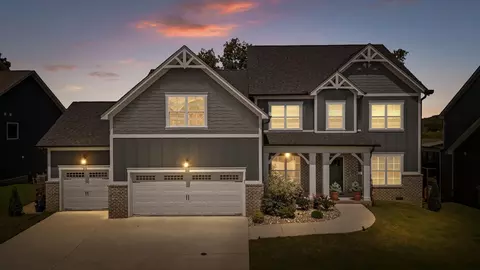 10334 Magnolia Farm Dr, Apison, TN 37302