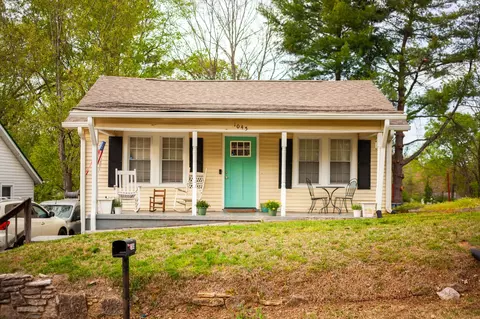 1045 Mapleash Ave, Columbia, TN 38401