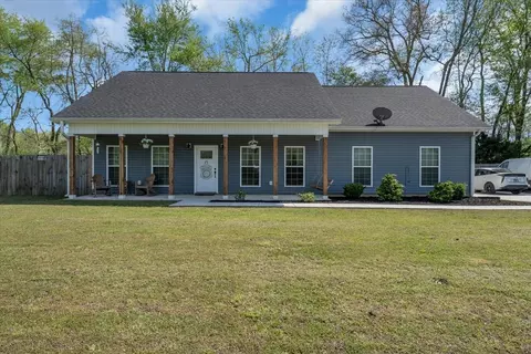 8 Valley Pond Ln, Kelso, TN 37348