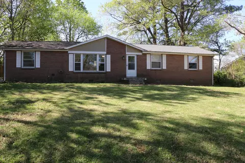 116 Delaware Dr, Clarksville, TN 37042