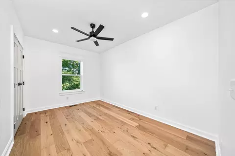 Bedroom - 806 Robinson Ridge Rd, Baxter, TN 38544 photo 3 of 3