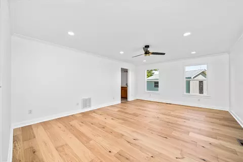 Living - 806 Robinson Ridge Rd, Baxter, TN 38544 photo 5 of 6