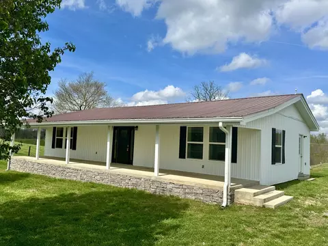 Exterior - 806 Robinson Ridge Rd, Baxter, TN 38544 photo 5 of 5