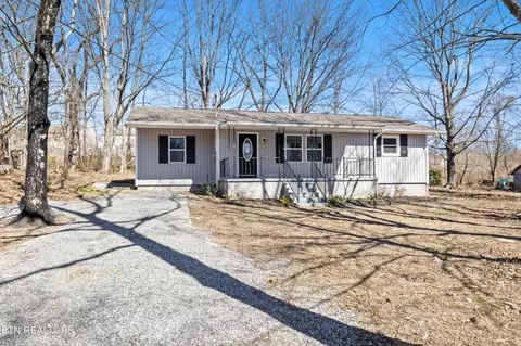 2102 Montvale Rd, Maryville, TN 37803