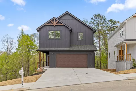459 Candytuft Ln, Hixson, TN 37343