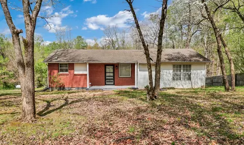 751 Hogan Rd, Clarksville, TN 37043