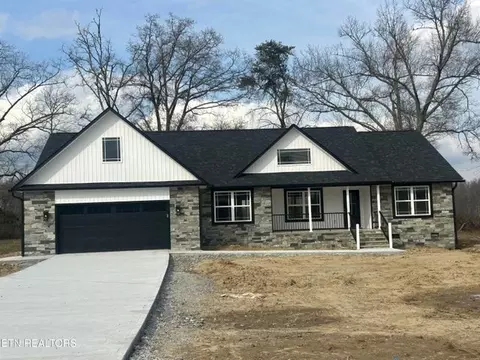 850 Colby Cir, Crossville, TN 38571