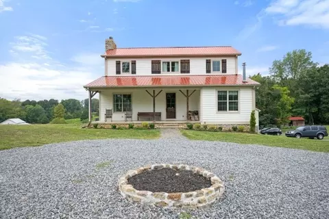 7680 Barnhill Rd, Primm Springs, TN 38476