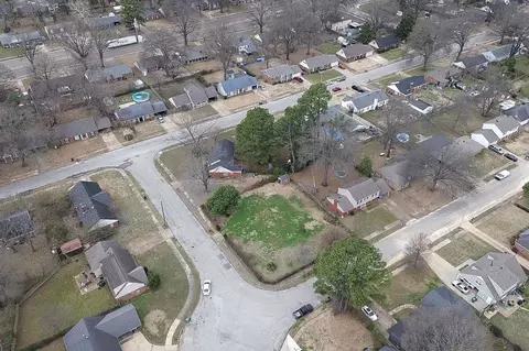 3021 Elgin Dr, Memphis, TN 38115