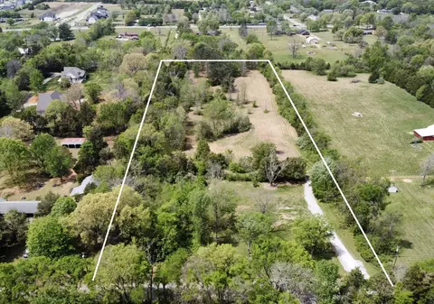 628 Burnett Rd, Mount Juliet, TN 37122