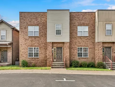 94 Promontory Ln, Clarksville, TN 37040