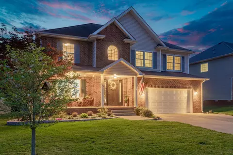 1166 Castlewood Dr, Clarksville, TN 37042
