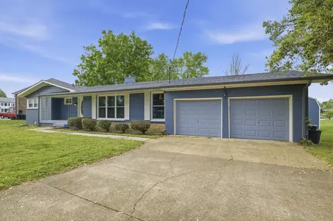 110 Walnut Dr, Hendersonville, TN 37075