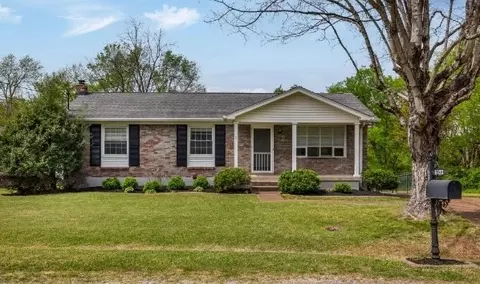 6423 Futura Dr, Nashville, TN 37209
