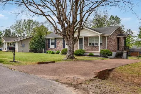 6423 Futura Dr, Nashville, TN 37209