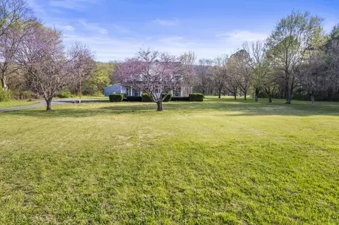 8266 Sewanee Hwy, Cowan, TN 37318
