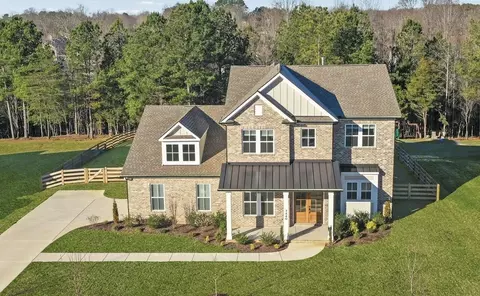 7440 Atwater Cir, Fairview, TN 37062