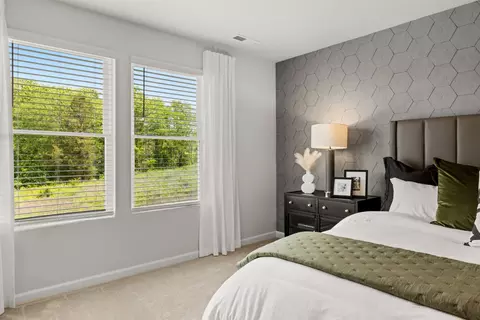 Bedroom - 2809 Haven Dr, Murfreesboro, TN 37127 photo 2 of 13