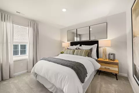 Bedroom - 2809 Haven Dr, Murfreesboro, TN 37127 photo 6 of 13