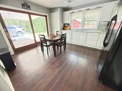 101 Walnut St, Decherd, TN 37324 photo 4